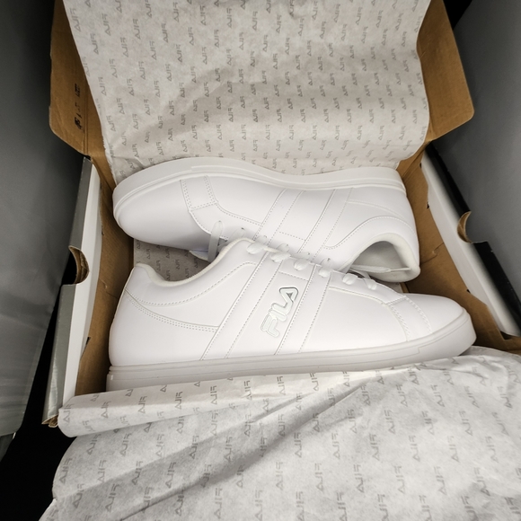 Fila Boca on the 8s Mens size 14 triple white sneaker shoes - Picture 10 of 11